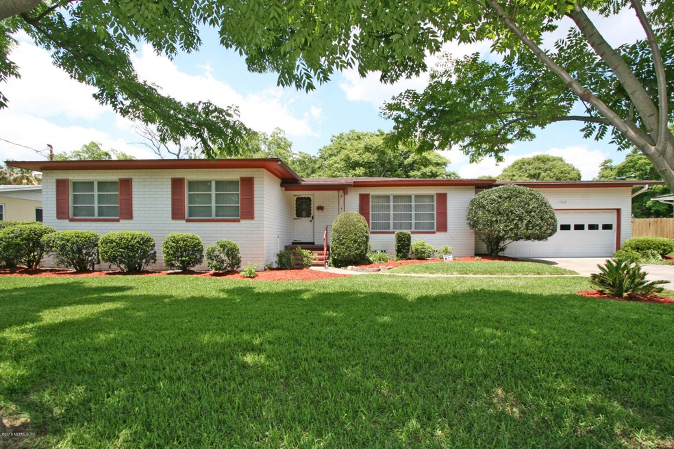 7845 Alderman Rd, Jacksonville, FL 32211 - photo 1