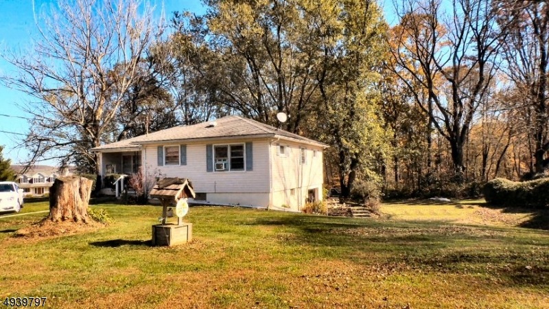 4 N Terrace Rd, Columbia, NJ 07832 - photo 1