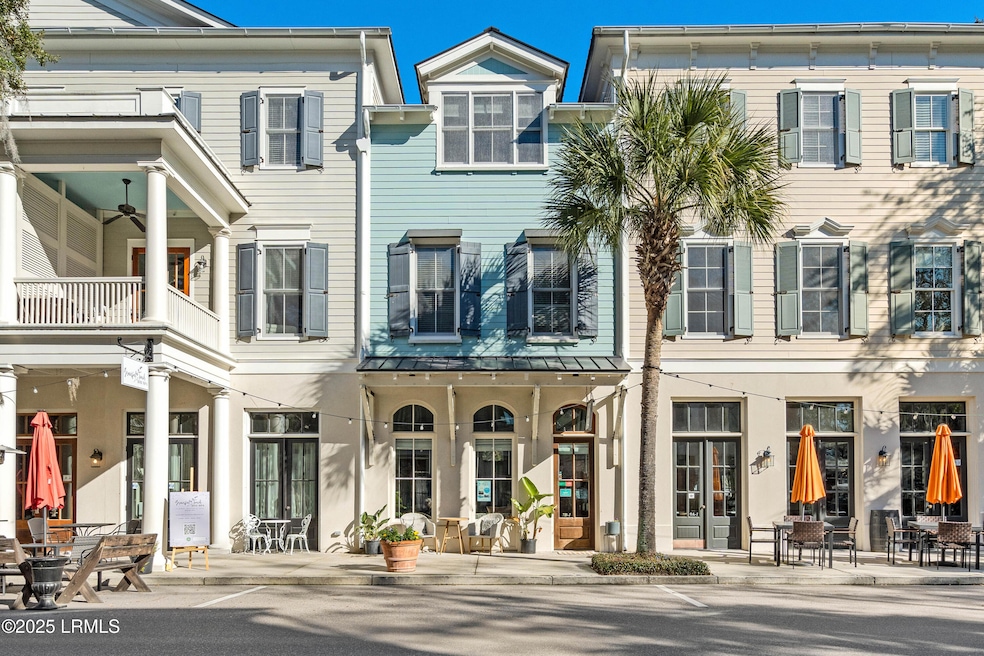 For Sale $625,000 • Co-Listing Agent