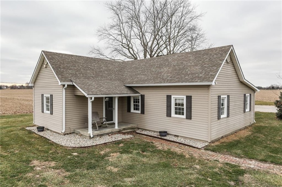 1104 S 550 E, Franklin, IN 46131 - photo 1