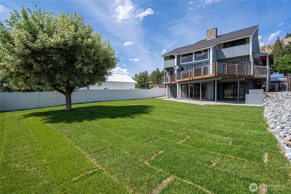 Sold $585,000 • Co-Listing Agent