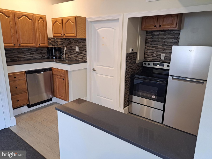 9 S Orange St, Media, PA 19063 - photo 1