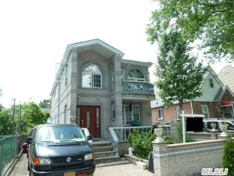 13872 62nd Rd, Flushing, NY 11367 - photo 1