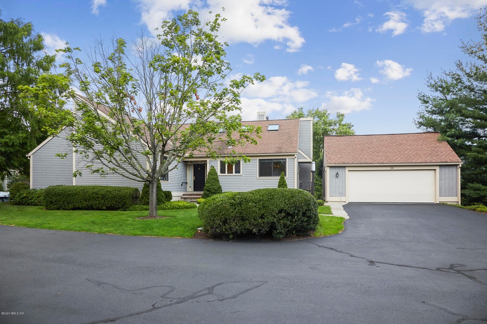 104 W Lyon Farm Dr, Greenwich, CT 06831 - photo 1