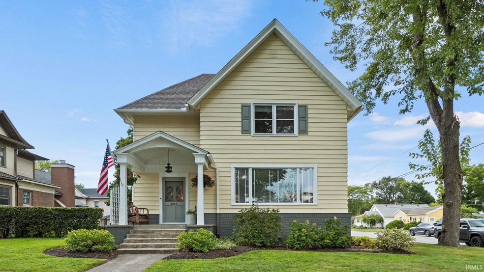 609 N Main St, Auburn, IN 46706 - photo 1