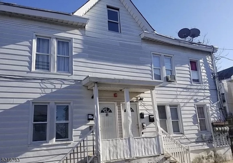 1 Ann Place unit 4, Paterson, NJ 07524 - photo 1