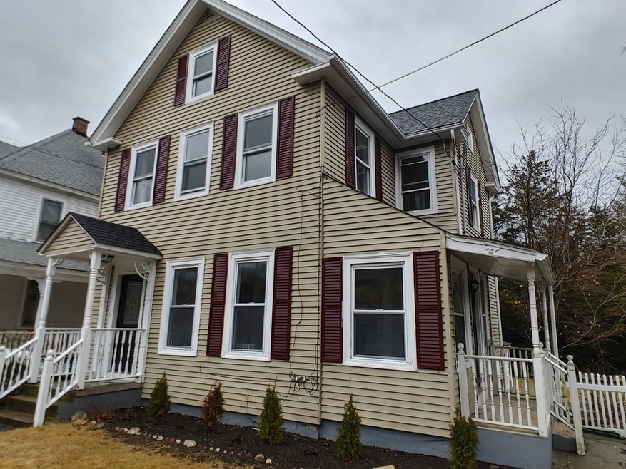 1242 Main St, Holyoke, MA 01040 - photo 1