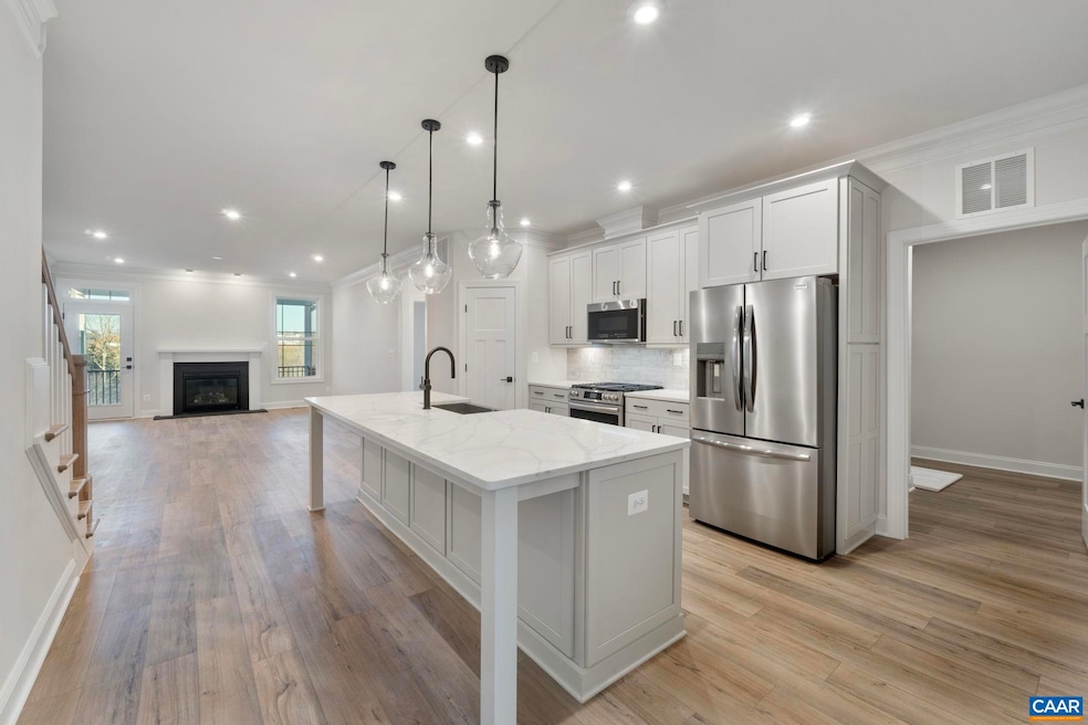 1331 Laconia Ln, Charlottesville, VA 22911 - photo 1