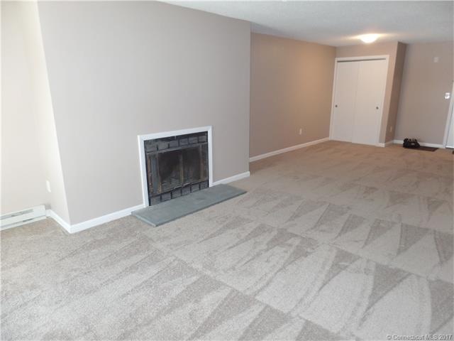 140 Kane St unit C7, West Hartford, CT 06119 - photo 1