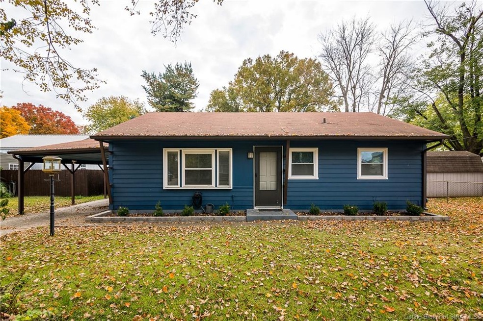 902 Sycamore Dr, Jeffersonville, IN 47130 - photo 1