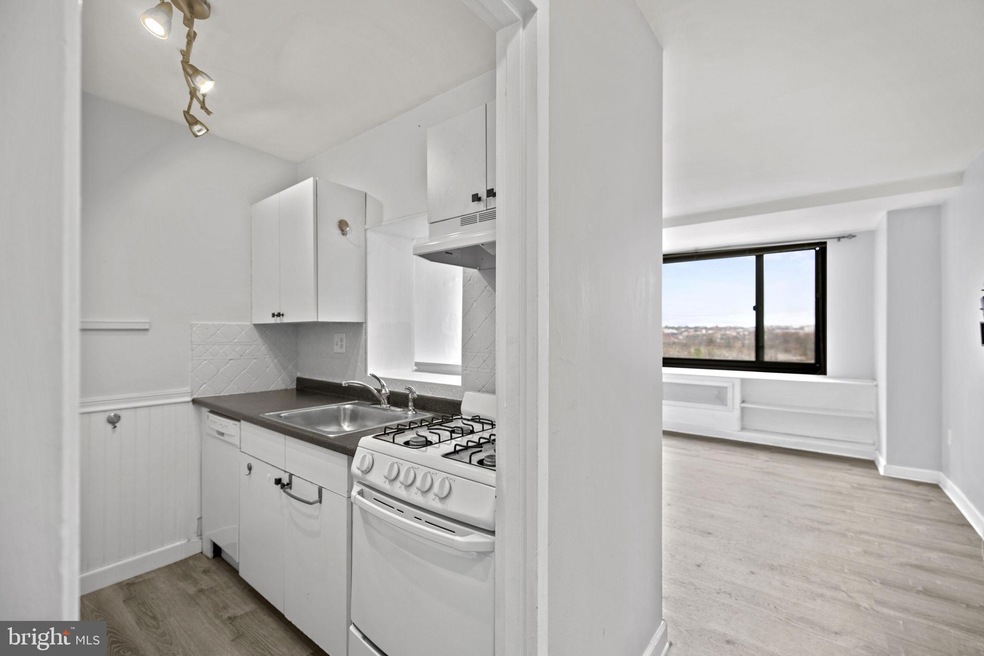 River Place South unit 828, Arlington, VA 22209 - photo 1