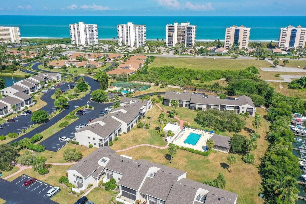 3209 S Lakeview Cir unit 8206, Fort Pierce, FL 34949 - photo 1