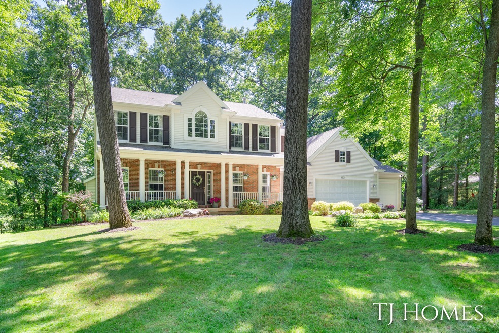 4228 Trail Dr-1