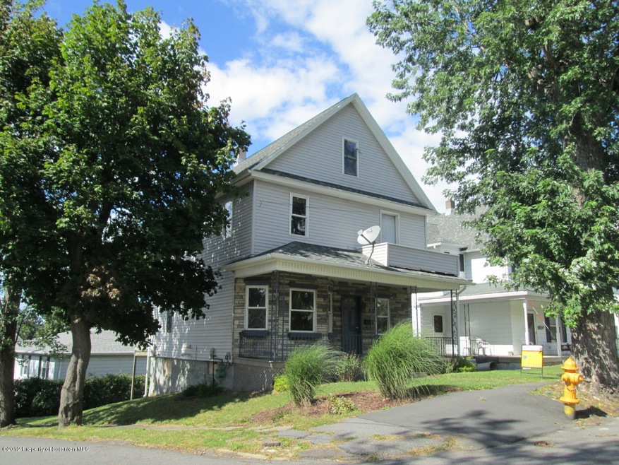 401 Ward St, Dunmore, PA 18512 - photo 1