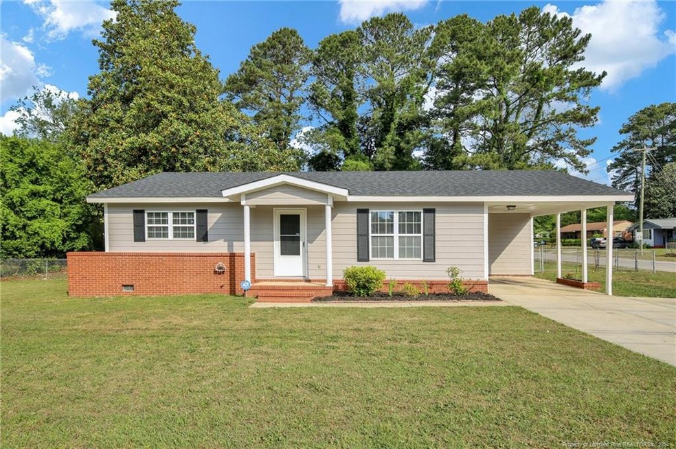 718 Moriston Rd, Fayetteville, NC 28314 - photo 1