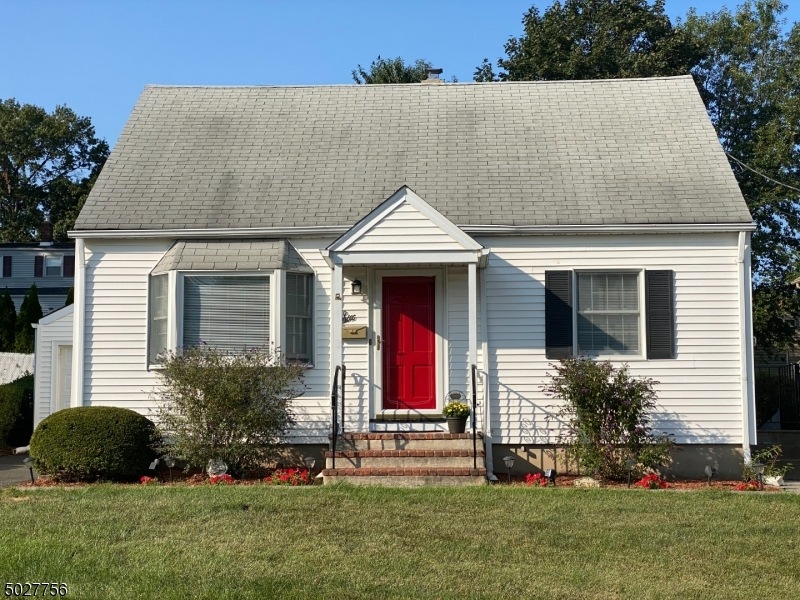 6 Winding Way, Clifton, NJ 07012 - photo 1