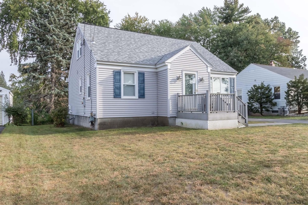 83 Mcnutt Ave, Albany, NY 12205 - photo 1