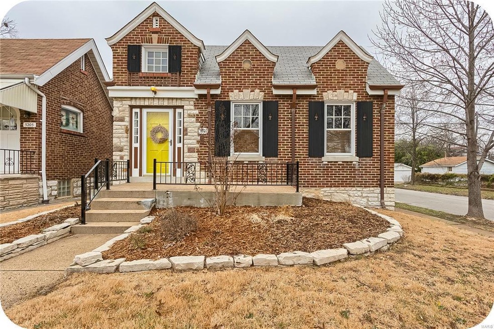 5201 Mardel Ave, Saint Louis, MO 63109 - photo 1