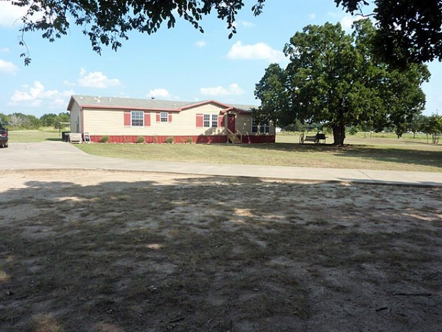 10516 County Road 1122, Athens, TX 75751 - photo 1