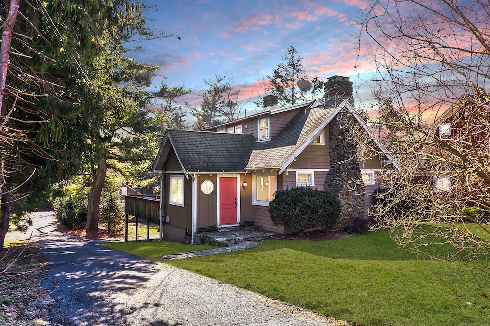 36 Richardson Dr, Middlebury, CT 06762 - photo 1