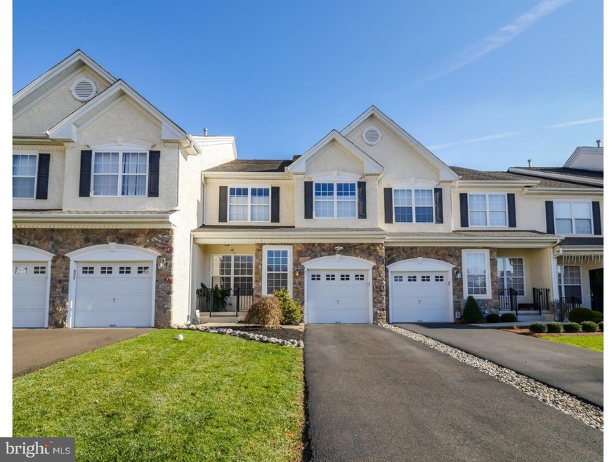 71 Brecknock Ct, Newtown, PA 18940 - photo 1