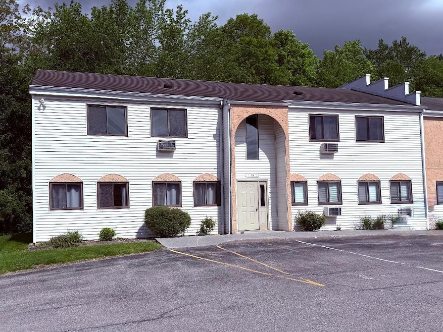 9 Scarborough Ln unit D, Wappingers Falls, NY 12590 - photo 1