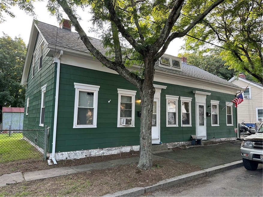 31 Cedar St, Cranston, RI 02910 - photo 1