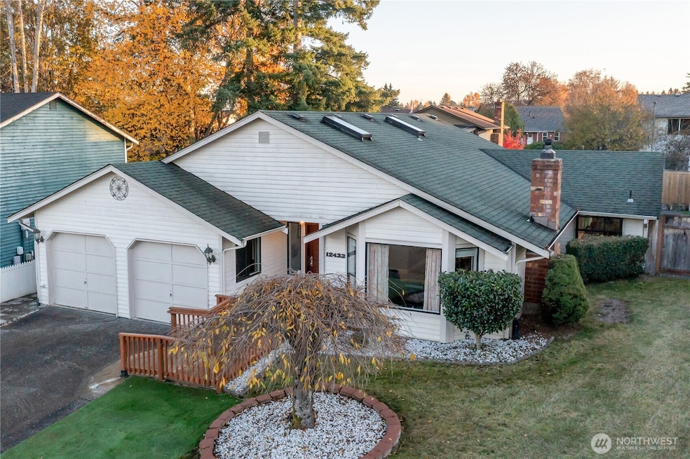 For Sale $900,000 • Co-Listing Agent