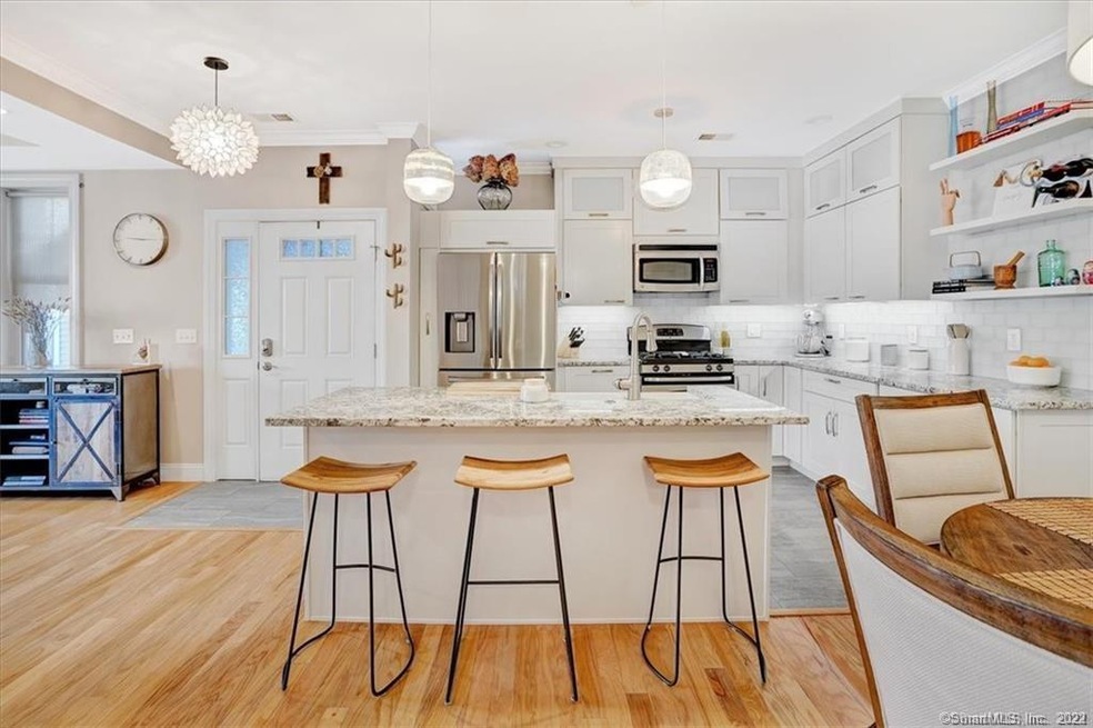 95 S Ridge Ln unit B103, Berlin, CT 06037 - photo 1