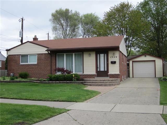 Welcome Home to 1329 Darlene in Madison Heights!