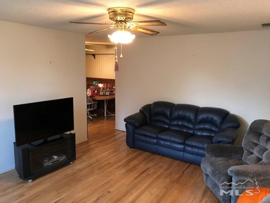 510 Gregory Way, Sparks, NV 89431 - photo 1