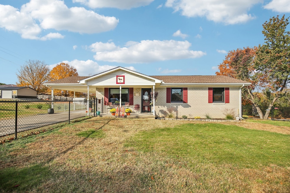 155 Rolling Hills Dr, Tennessee Ridge, TN 37178 - photo 1