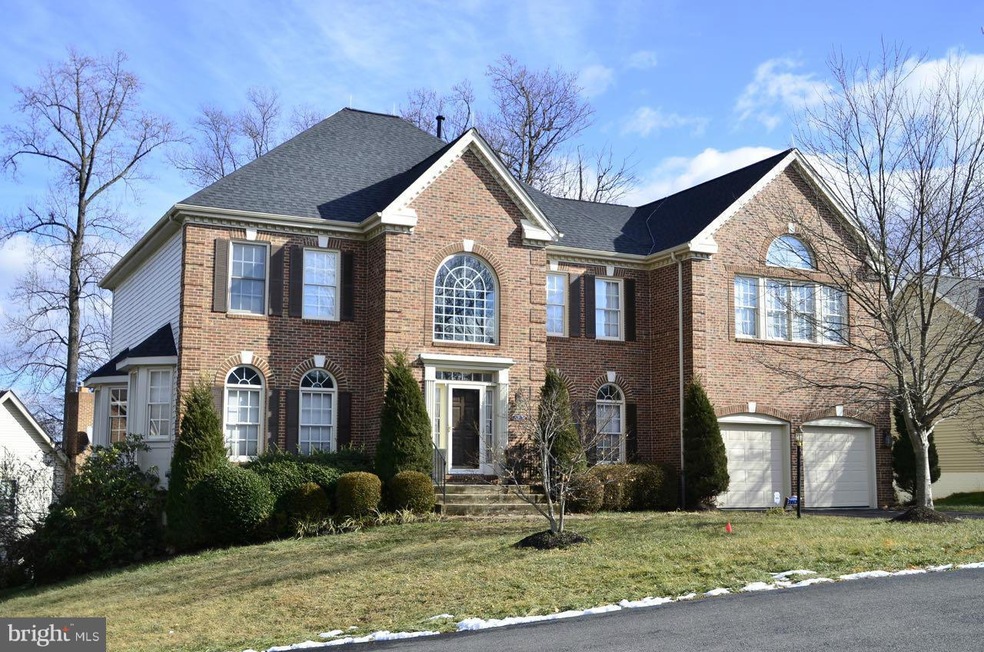 20574 Shadow Woods Ct, Sterling, VA 20165 - photo 1