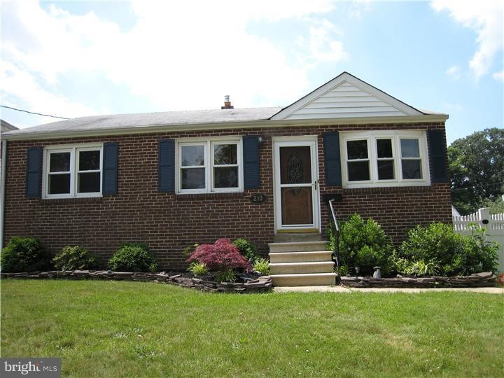 210 Taylor Rd, Wilmington, DE 19804 - photo 1