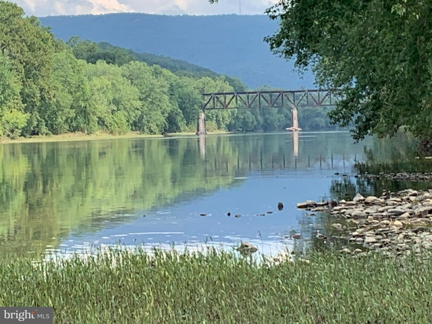 0 Low Line Road Tract 7 unit WVMO2001888, Great Cacapon, WV 25422 - photo 1