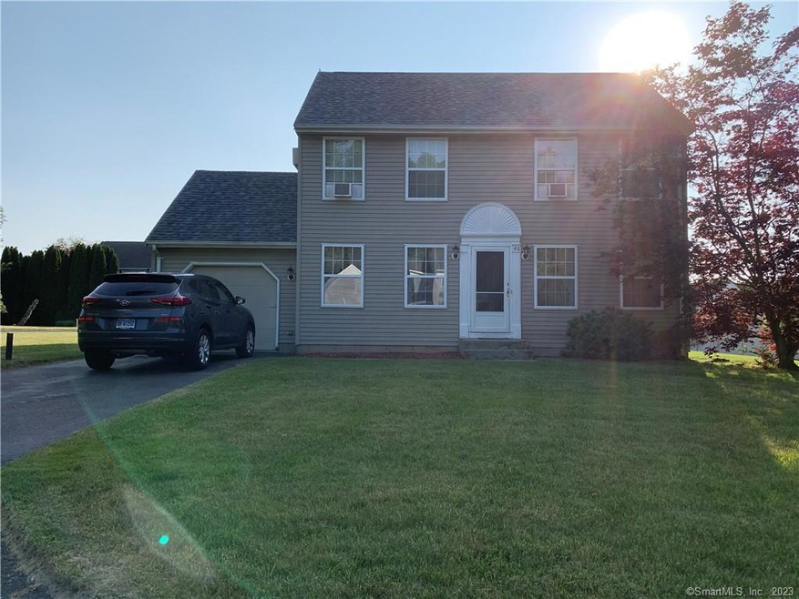 46 Bentley Dr, Manchester, CT 06042 - photo 1