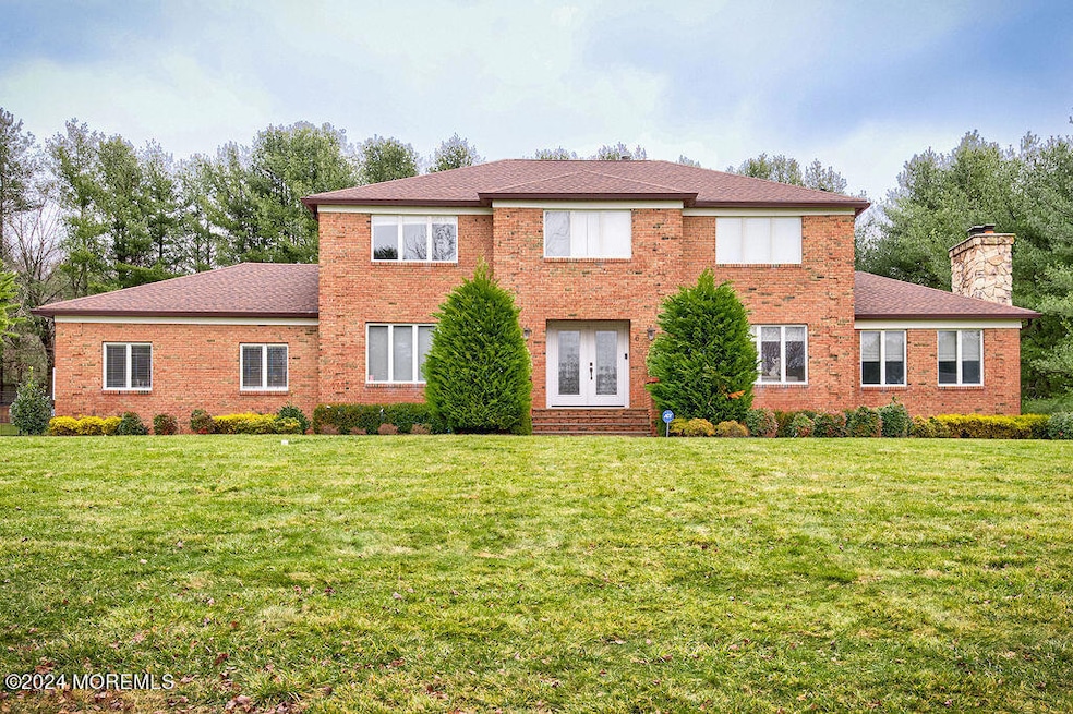 6 Clarendon Ct, Holmdel, NJ 07733 - photo 1