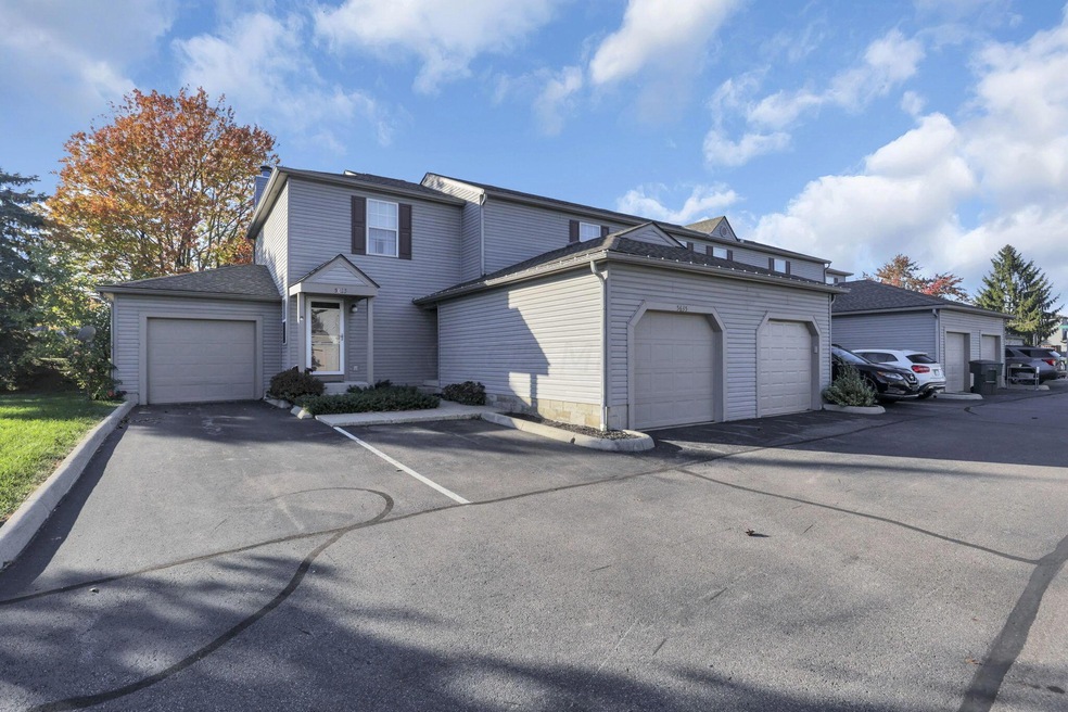 5635 Wigmore Dr unit 51B, Columbus, OH 43235 - photo 1