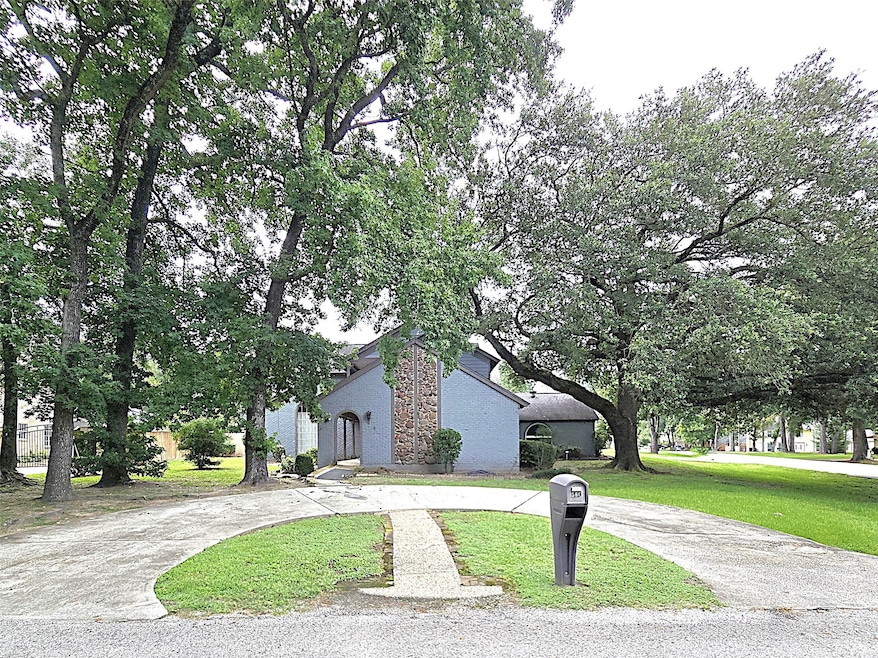 Charming home nestled on Brandon Rd, featuring a s