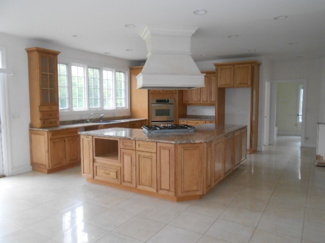 2111 Elgin Rd, Barrington, IL 60010 - photo 1