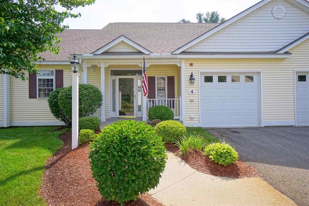 4 Concord Coach Ln, Litchfield, NH 03052 - photo 1