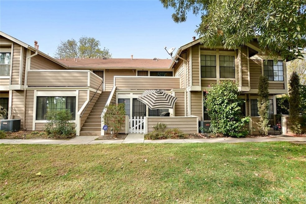 11350 Foothill Blvd unit 32, Sylmar, CA 91342 - photo 1