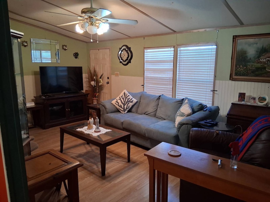 724 Chaparral Dr unit 125, Lakeland, FL 33815 - photo 1