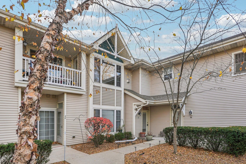 6170 Walnut Ln unit 97, Cudahy, WI 53110 - photo 1