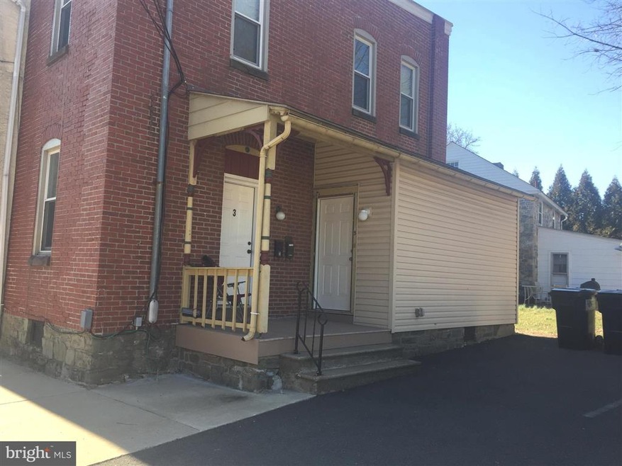 5 N Walnut St unit 5, Boyertown, PA 19512 - photo 1