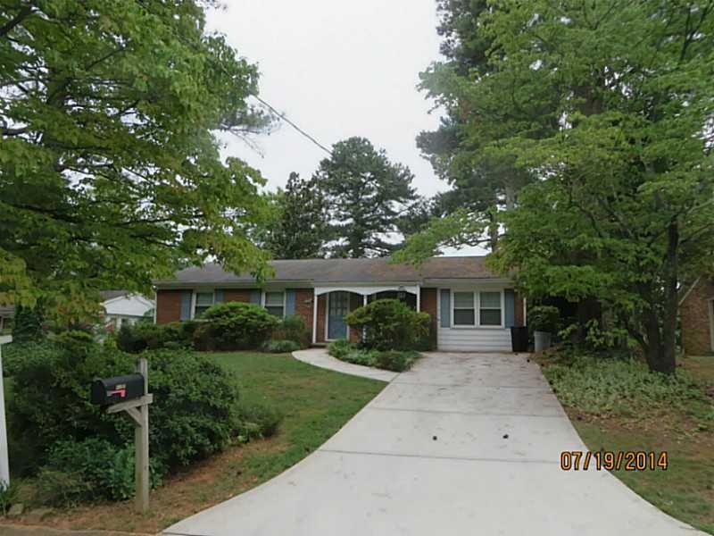 Exterior Front. Love four side brick home