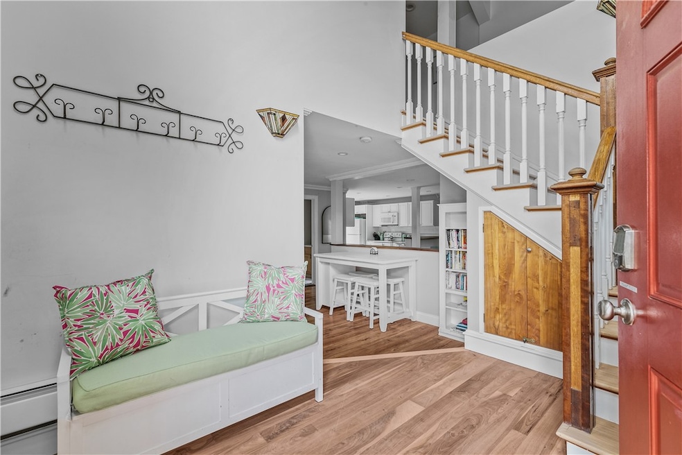 19 Warren Ave unit 19, Middletown, RI 02842 - photo 1