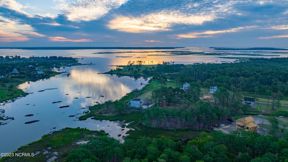 553 Avocet Dr, Beaufort, NC 28516 - photo 1