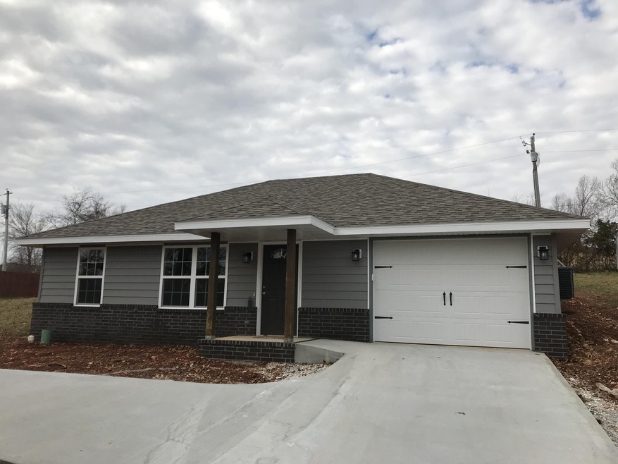 119 Mills Rd, Nixa, MO 65714 - photo 1