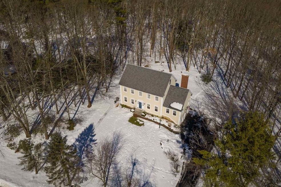 11 Bassett Ln, Newfields, NH 03856 - photo 1